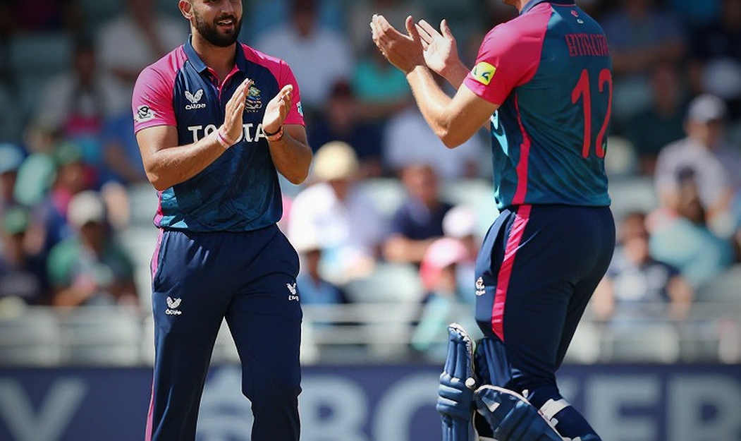 টাকার ক্যালেন্ডার, খেলোয়াড়ের শরীর: ক্রিকেটের নতুন মৌসুম-রাজনীতি