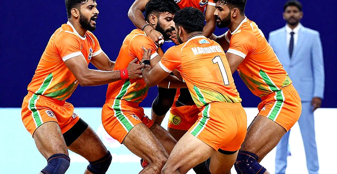 রেইডের শেষ ০.৩ সেকেন্ড: কাবাডির তৃতীয় লেনে যা কেউ লেখে না